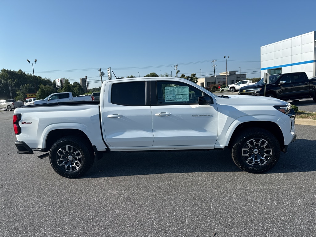 2026 Chevrolet Colorado Z71 - Photo 6
