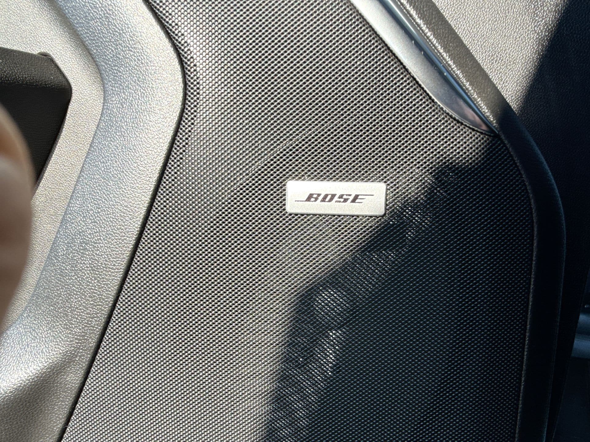 2025 GMC Yukon XL Denali - Photo 23