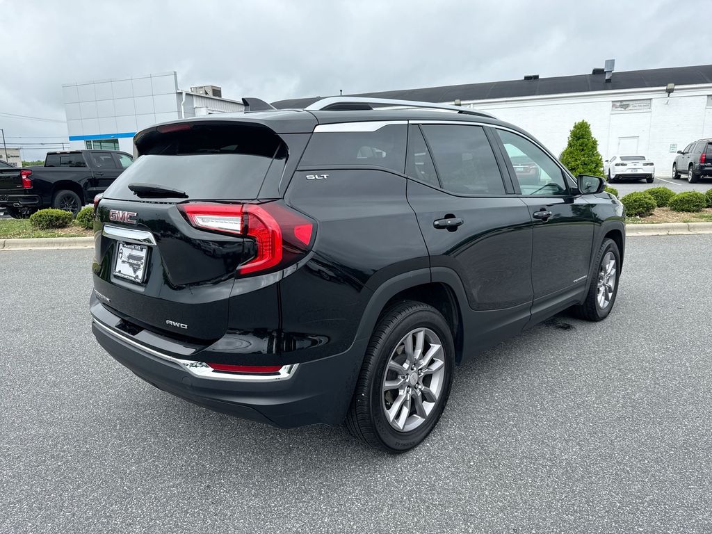 2024 GMC Terrain SLT - Photo 6