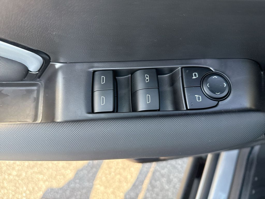 2026 Chevrolet Colorado Z71 - Photo 22