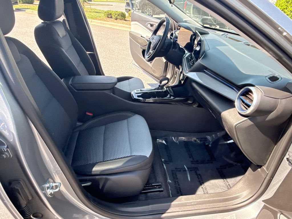 2025 Chevrolet Trax LT - Photo 20