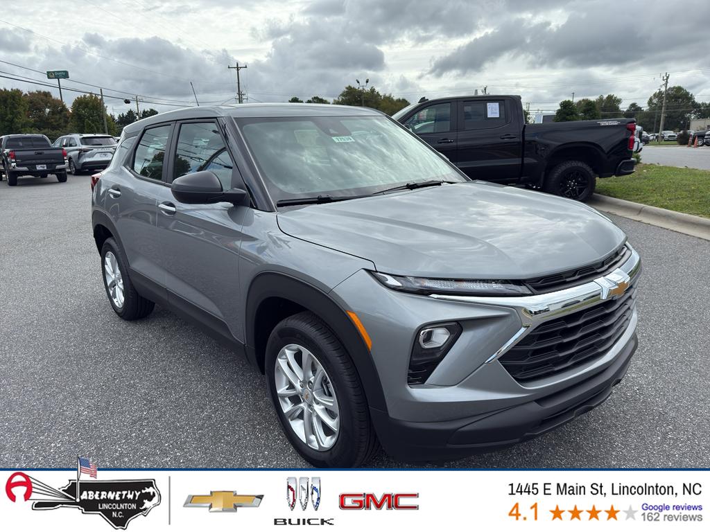 2026 Chevrolet Trailblazer LS's photo