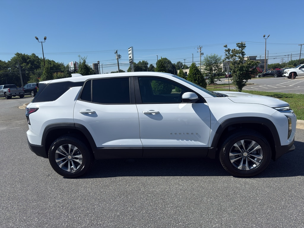 2026 Chevrolet Equinox LT - Photo 6