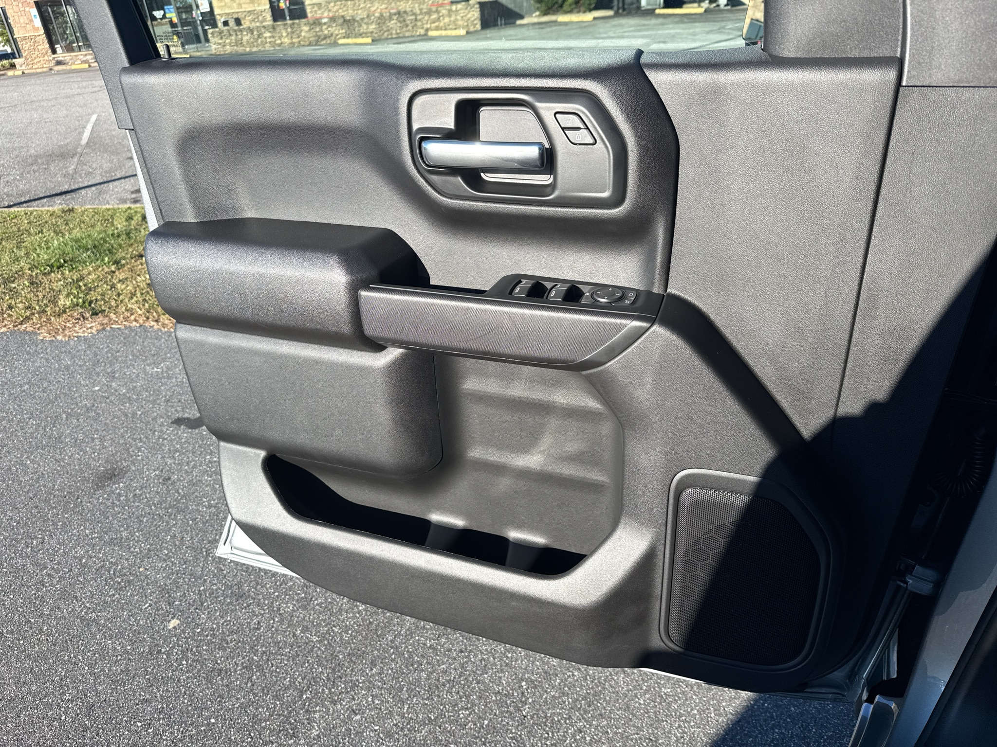 2026 Chevrolet Silverado 1500 Custom - Photo 9