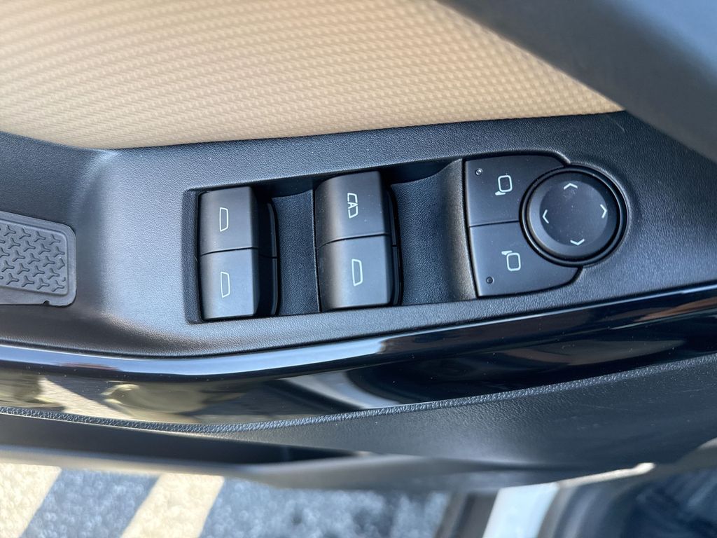 2026 Chevrolet Equinox ACTIV - Photo 22