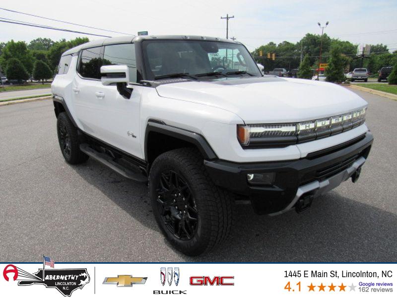 2025 GMC HUMMER EV 2X's photo