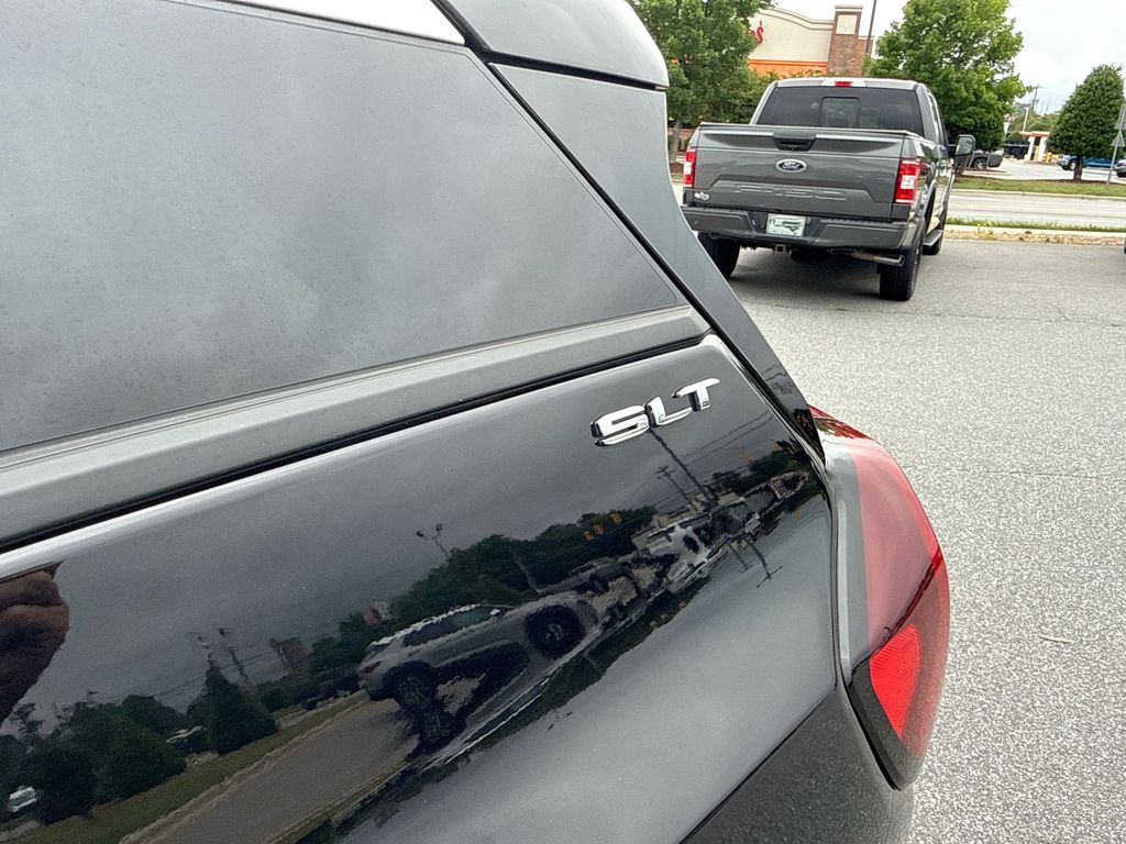 2024 GMC Terrain SLT - Photo 31