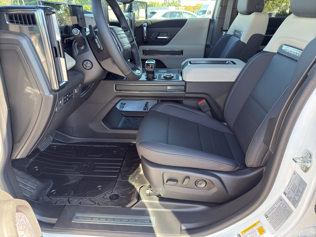 2026 GMC HUMMER EV 2X - Photo 7