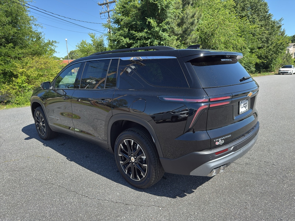 New 2026 Chevrolet Traverse LT SUV