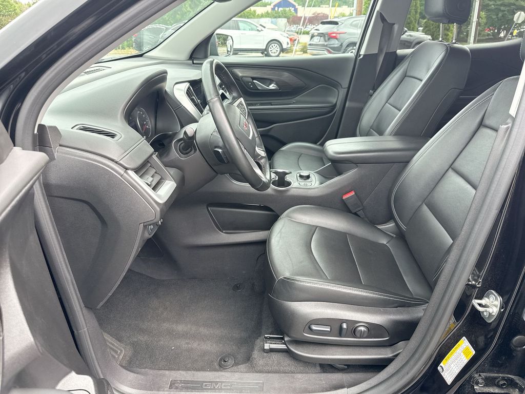 2024 GMC Terrain SLT - Photo 21