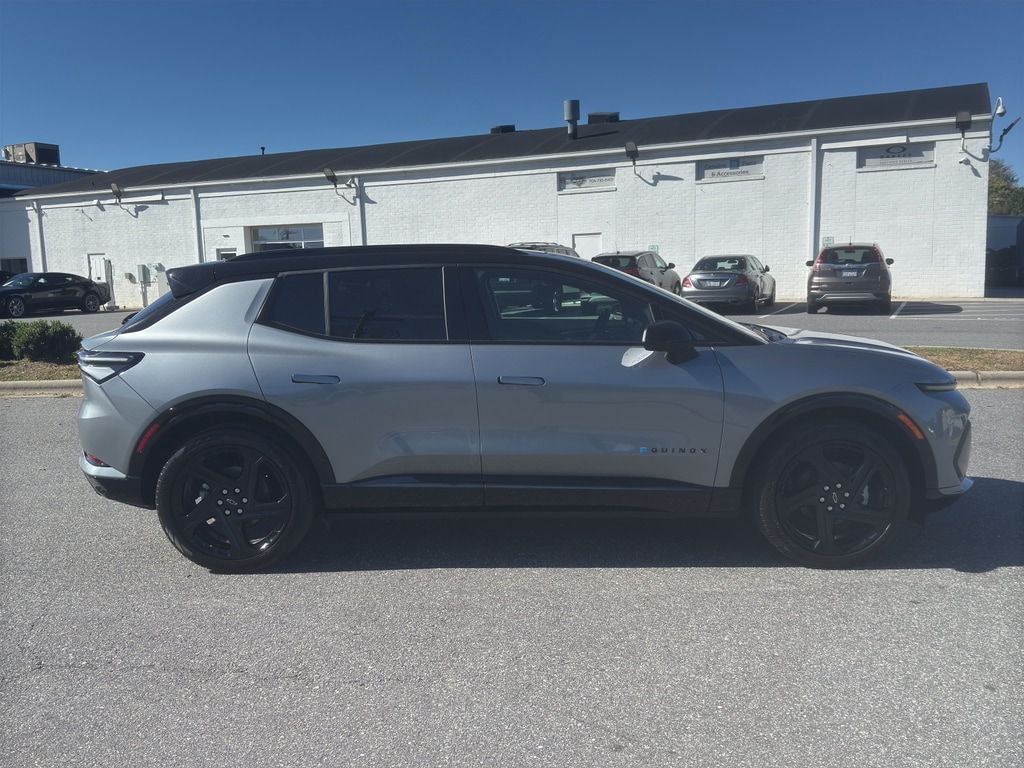 2026 Chevrolet Equinox EV RS - Photo 6