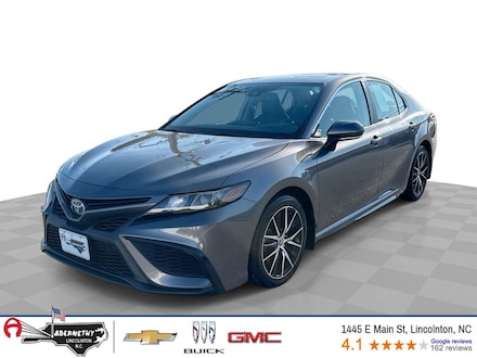 2023 Toyota Camry SE Hybrid Sedan