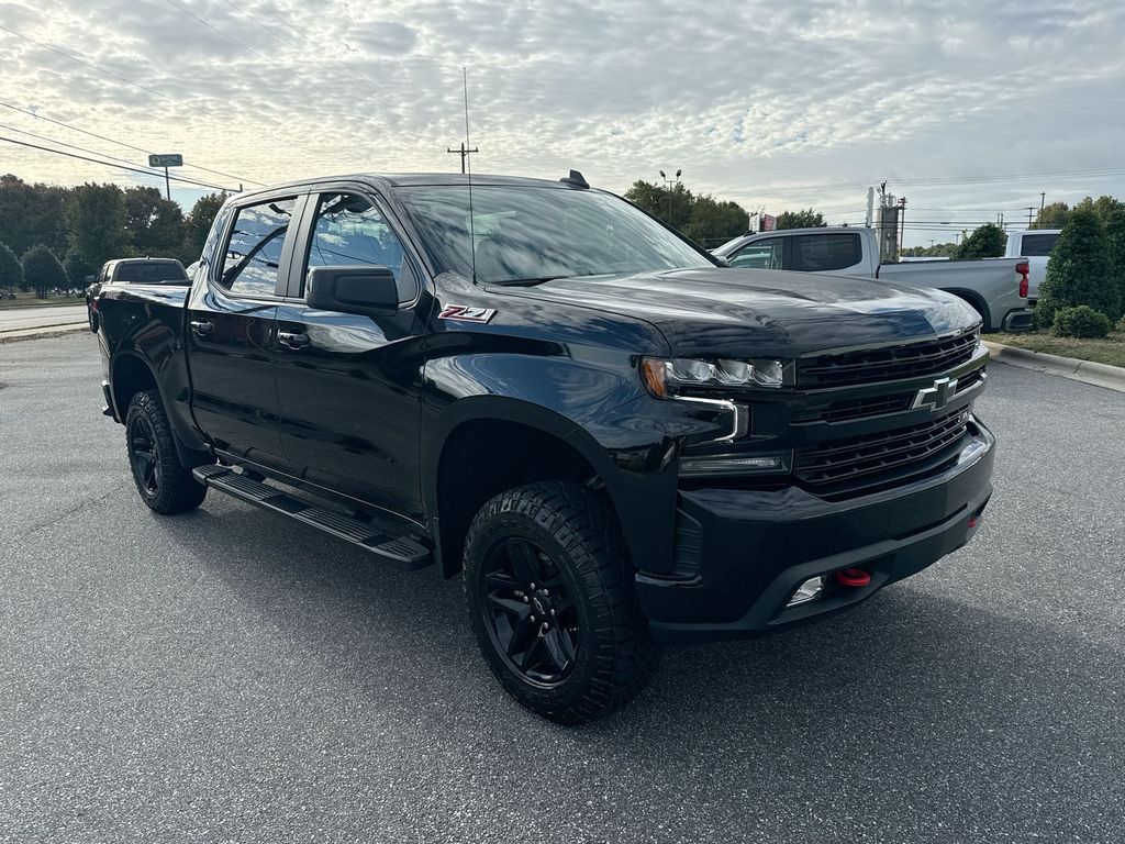 2022 Chevrolet Silverado 1500 LT Trail Boss photo 2