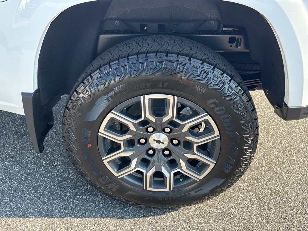 2026 Chevrolet Colorado Z71 - Photo 22