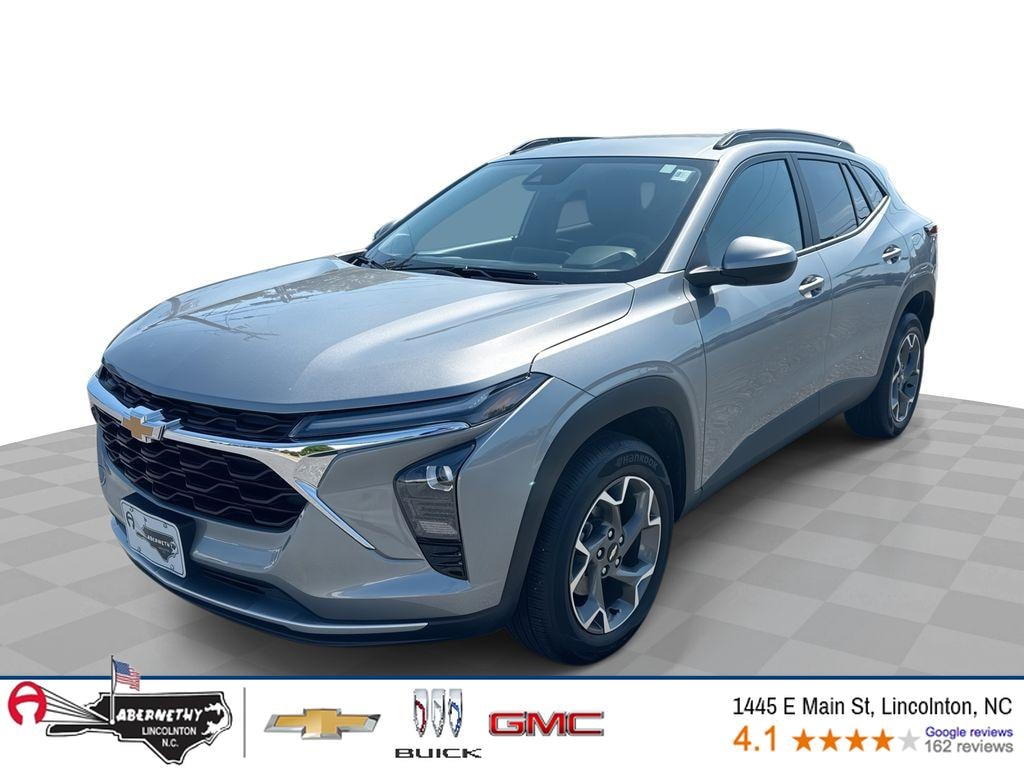 Used 2025 Chevrolet Trax LT SUV
