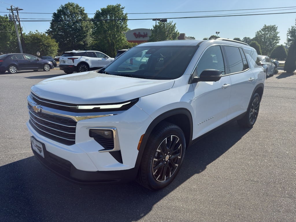 New 2026 Chevrolet Traverse LT SUV