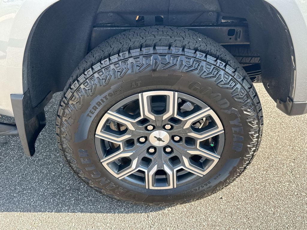 2026 Chevrolet Colorado Z71 - Photo 19