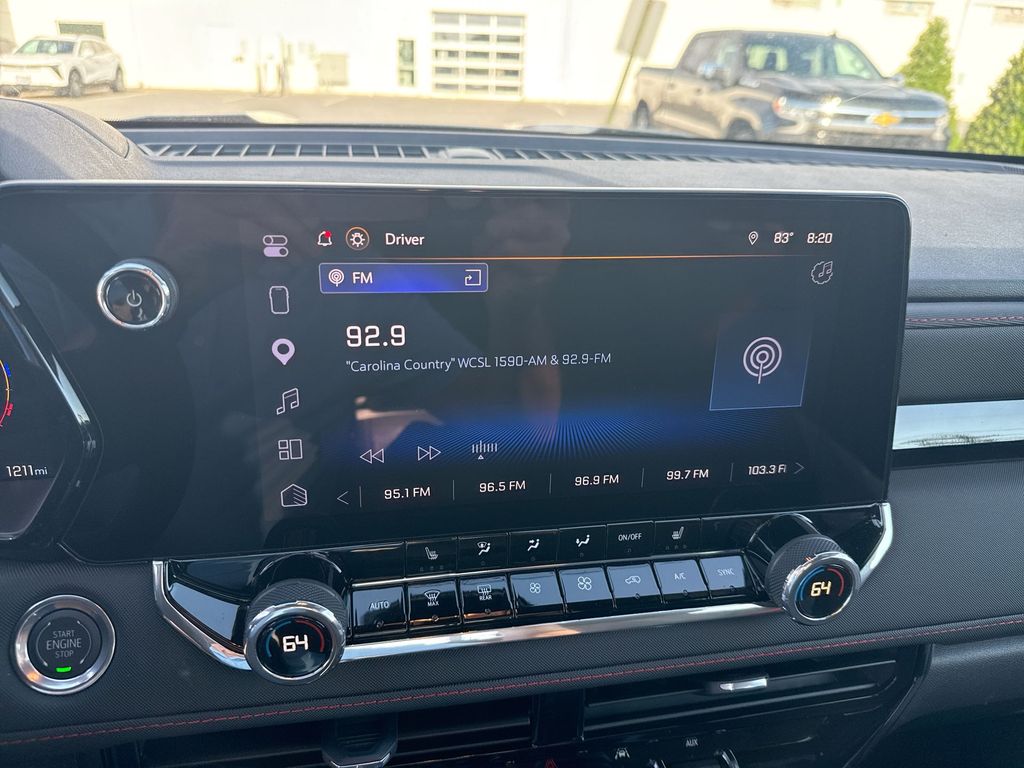 2026 Chevrolet Colorado Z71 - Photo 12