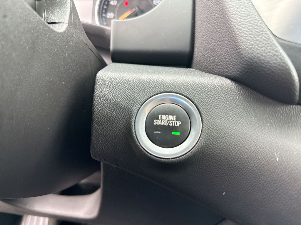 2024 GMC Terrain SLT - Photo 13