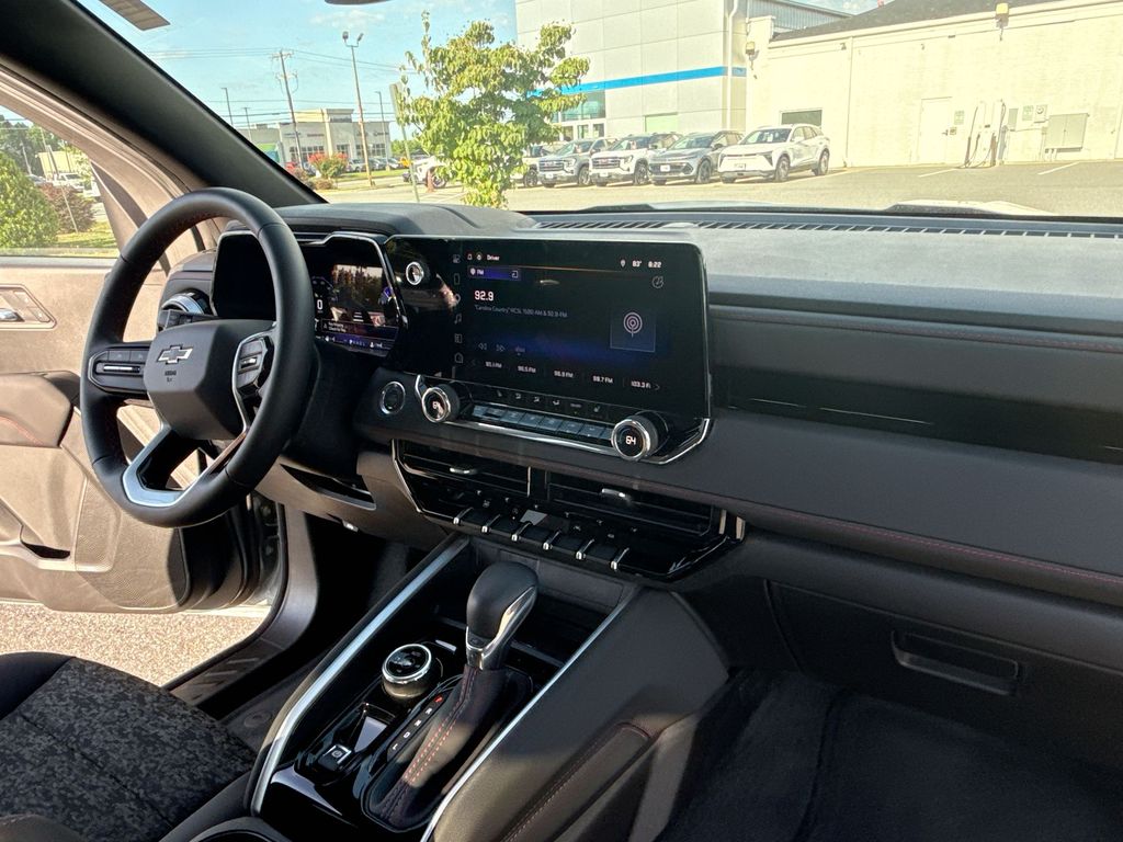 2026 Chevrolet Colorado Z71 - Photo 30
