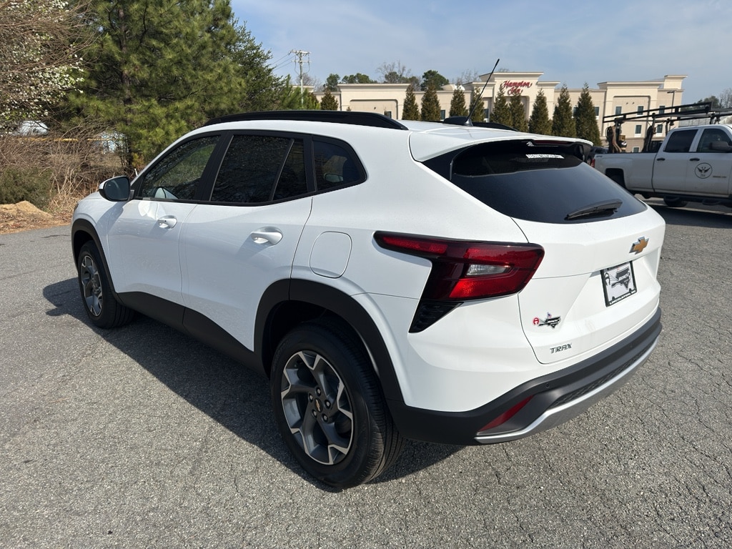 New 2026 Chevrolet Trax LT SUV
