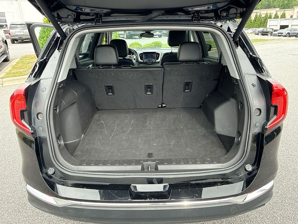 2024 GMC Terrain SLT - Photo 24