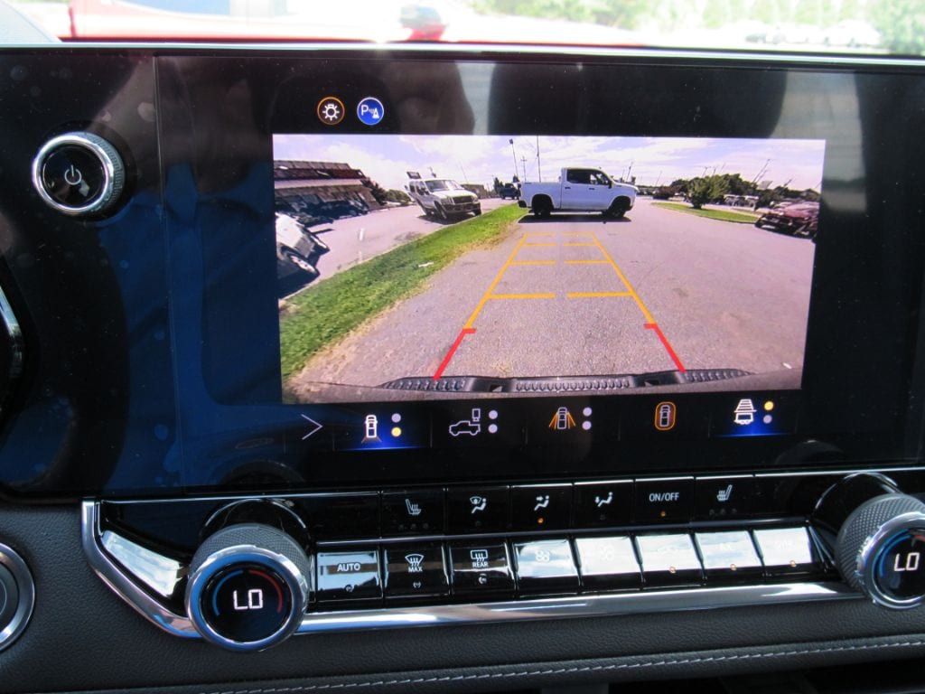 2026 Chevrolet Colorado LT - Photo 11