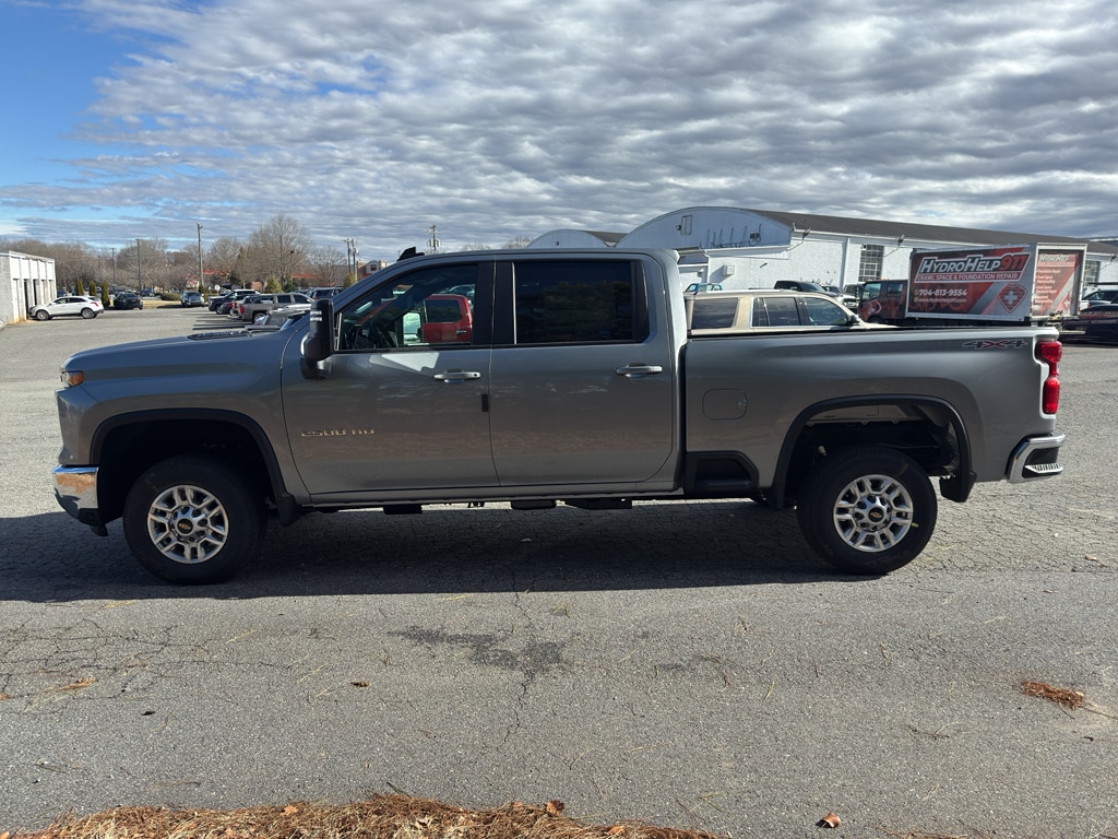 2026 Chevrolet Silverado 2500 HD LT - Photo 3