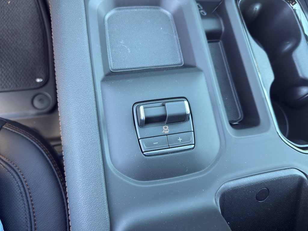 2026 GMC Sierra 2500HD AT4 - Photo 12