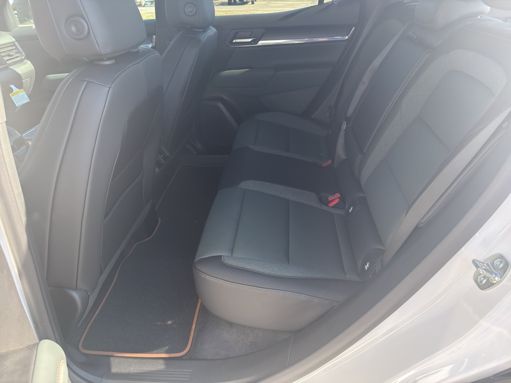 2026 GMC Terrain AT4 - Photo 18