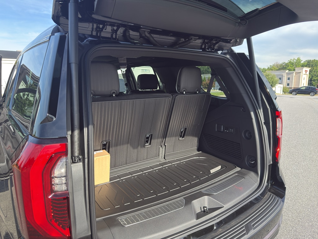 2026 GMC Yukon AT4 Ultimate - Photo 22