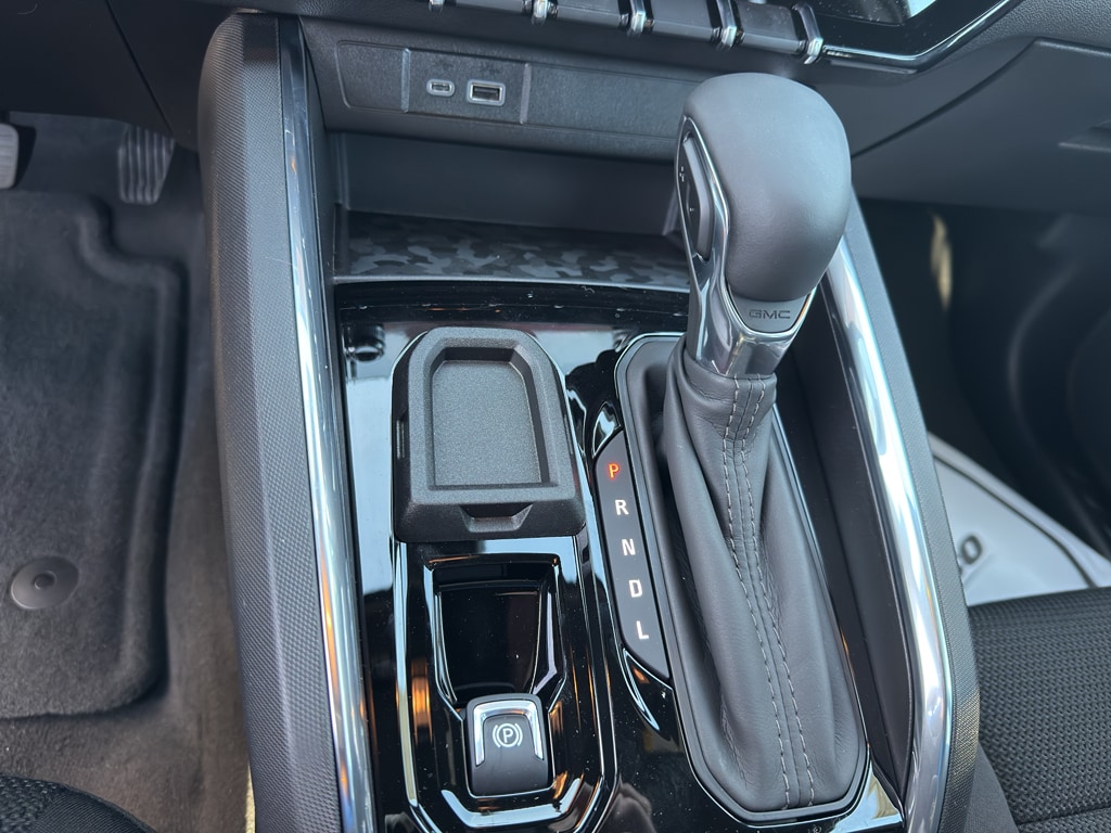 2026 GMC Canyon Elevation - Photo 10