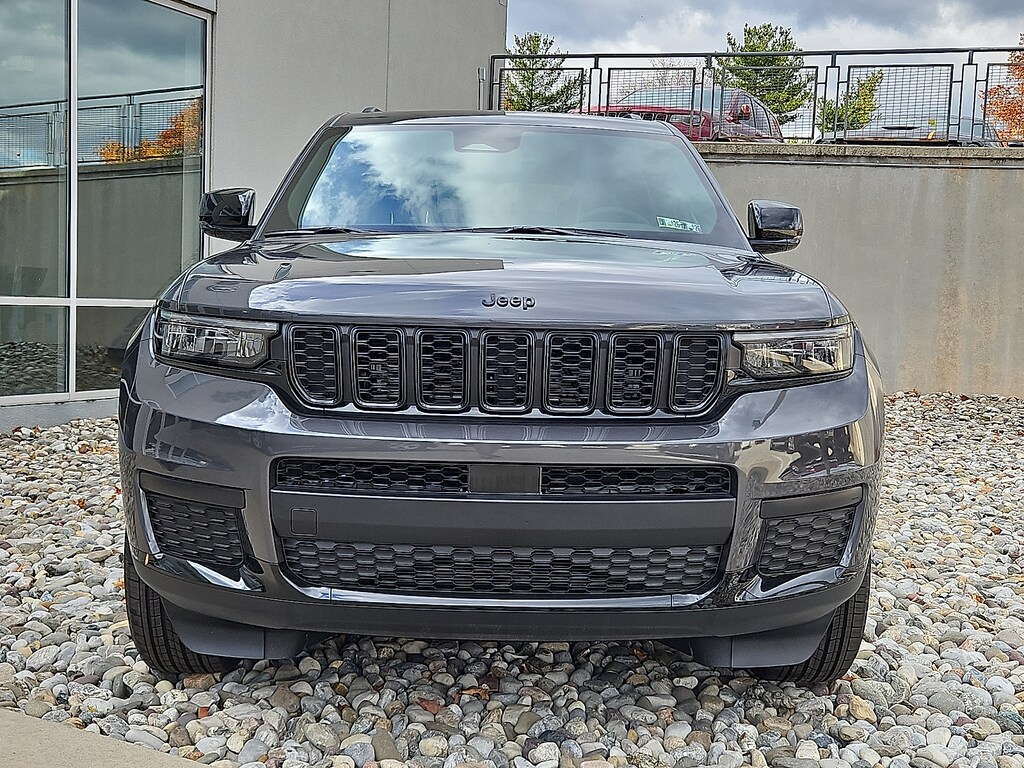 New 2025 Jeep Grand Cherokee L Altitude X 4x4 Sport Utility