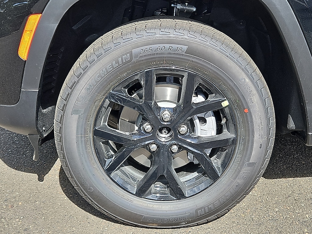 New 2025 Jeep Grand Cherokee Altitude X 4x4 Sport Utility