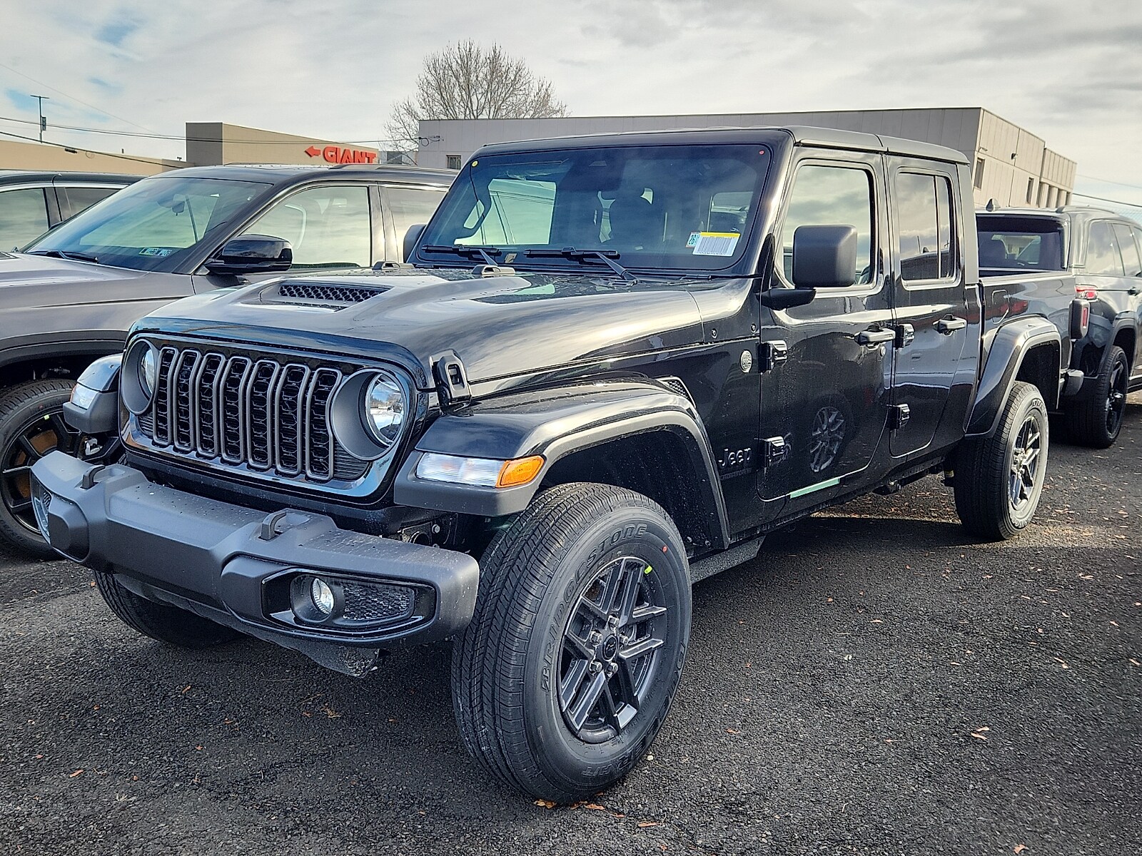 2026 Jeep Gladiator Sport S - Photo 3
