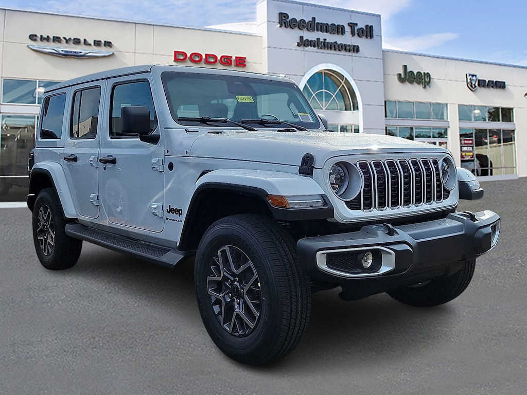 New 2026 Jeep Wrangler 4-Door Sahara 4x4 Sport Utility