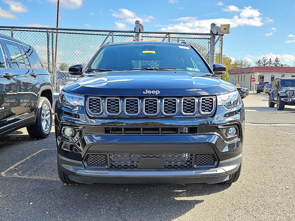 New 2025 Jeep Compass Limited 4x4 Sport Utility