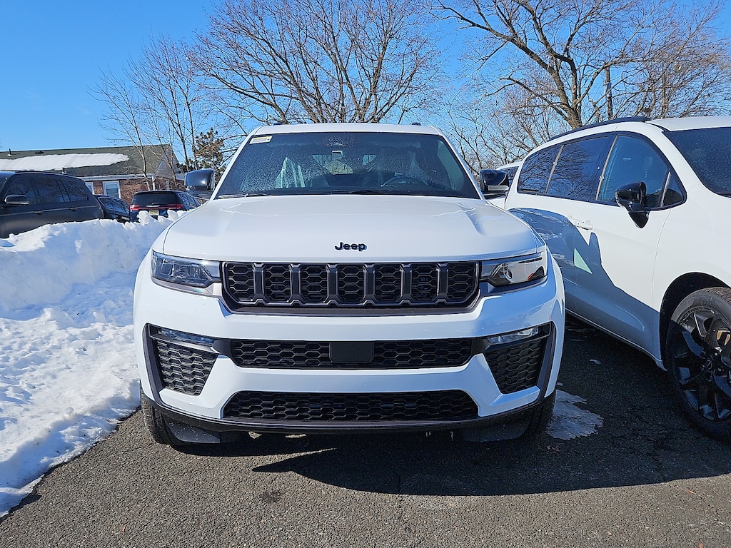 New 2026 Jeep Grand Cherokee Limited 4x4 Sport Utility
