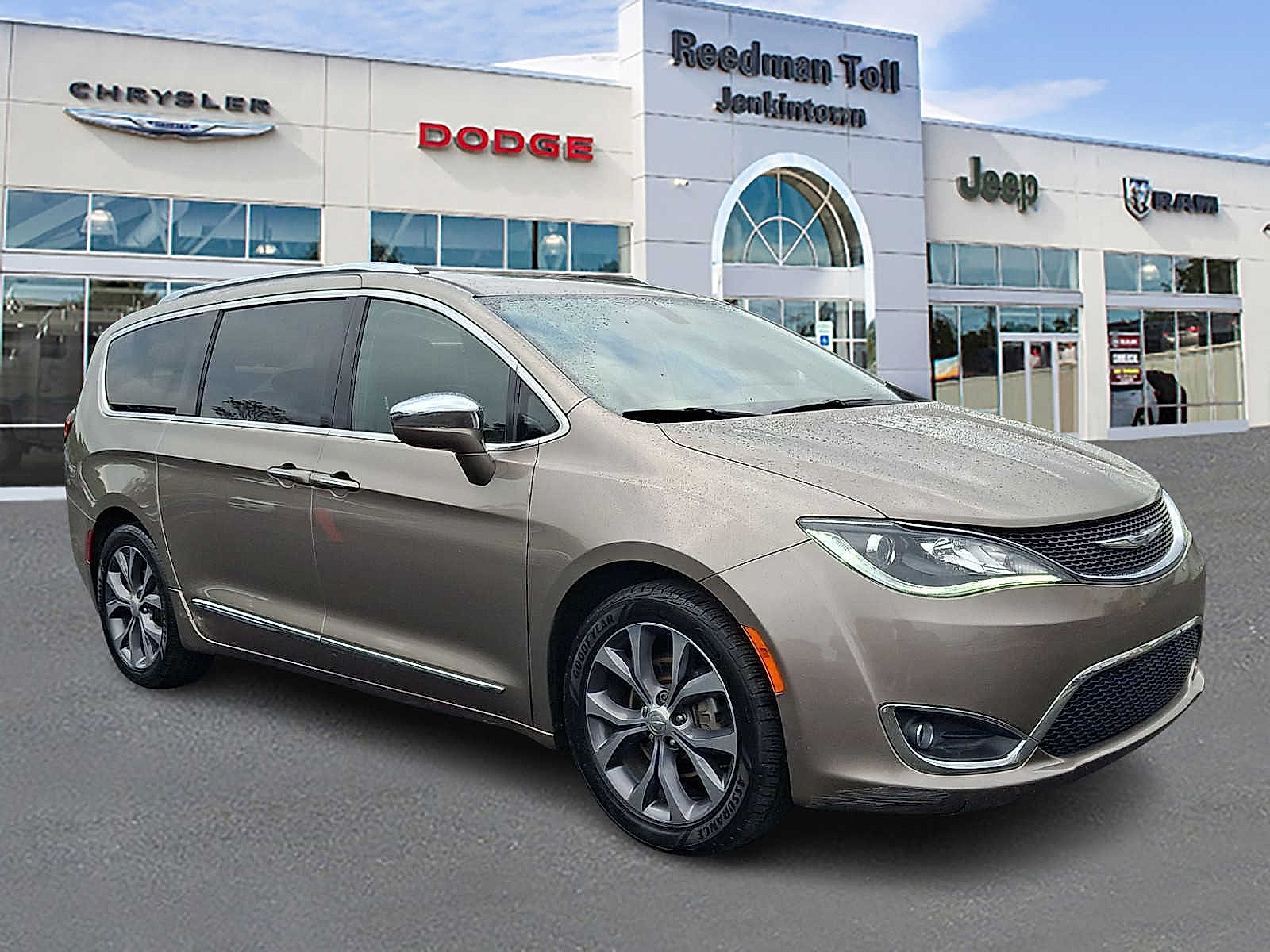 Chrysler Pacifica