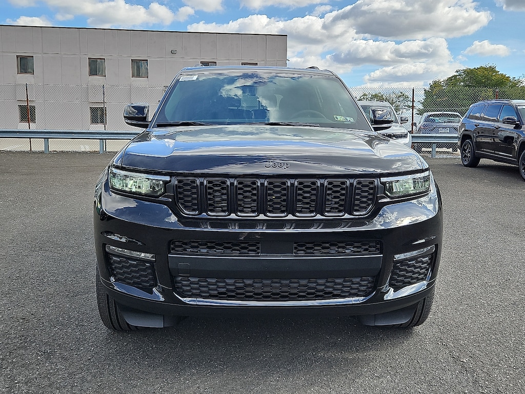 New 2025 Jeep Grand Cherokee L Limited 4x4 Sport Utility