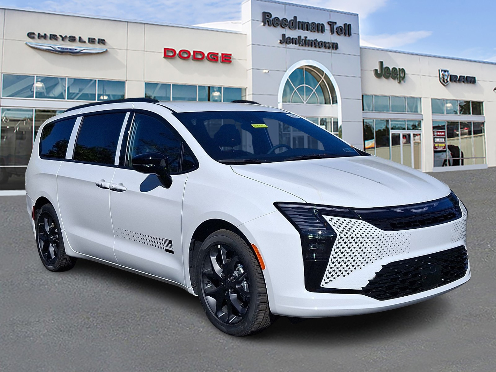 2027 Chrysler Pacifica