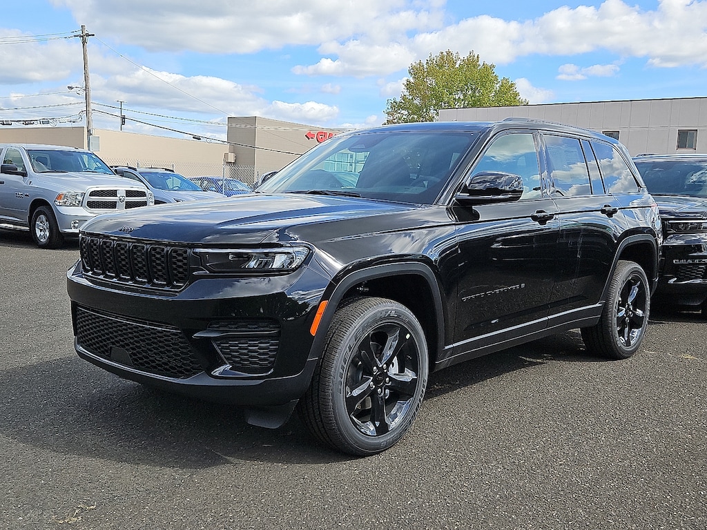 New 2025 Jeep Grand Cherokee Altitude X 4x4 Sport Utility