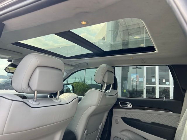 2018 Jeep Grand Cherokee Summit - Photo 23