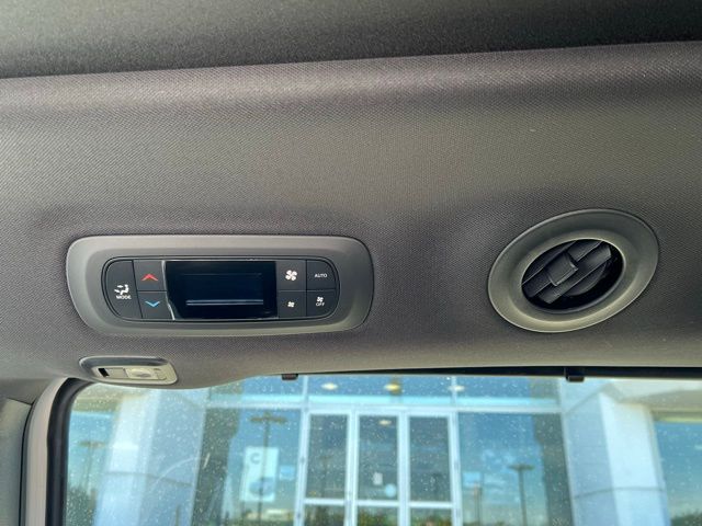 2026 Chrysler Pacifica Limited - Photo 26