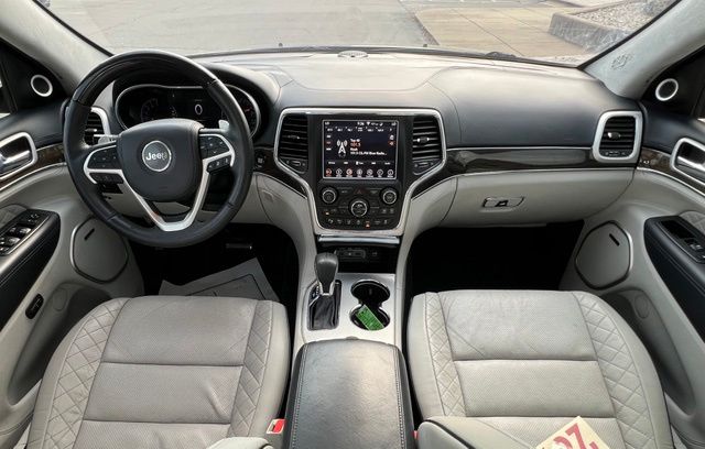 2018 Jeep Grand Cherokee Summit - Photo 2
