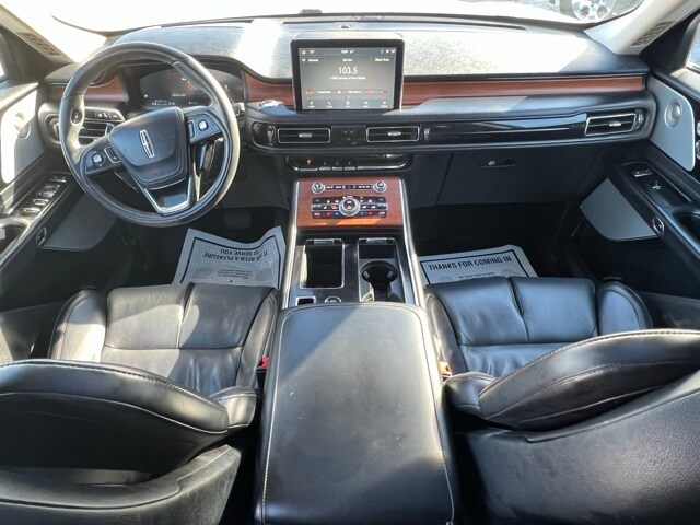 2020 Lincoln Aviator Reserve photo 2