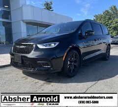 2026 Chrysler LIMITED Passenger Van