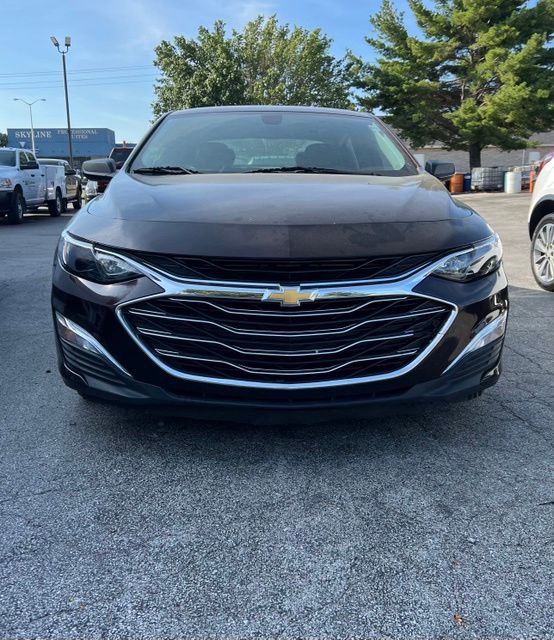 Used 2020 Chevrolet Malibu 1LS with VIN 1G1ZB5ST0LF127475 for sale in Marion, IL