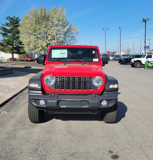 2025 Jeep Wrangler Sport S photo 3