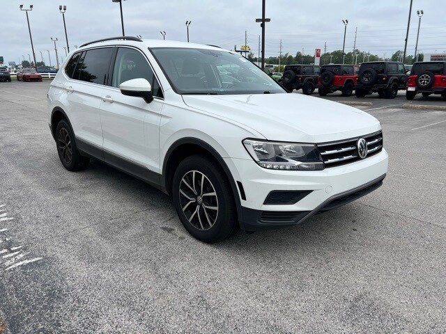 2021 Volkswagen Tiguan SE photo 3